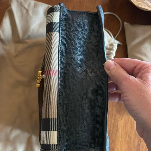 Burberry Bag and Wallet Set - Picture 8 of 16